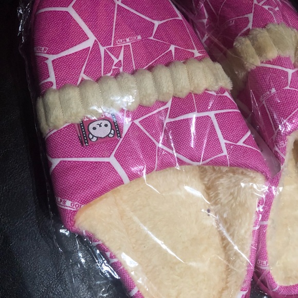 Slippers - Picture 3 of 3